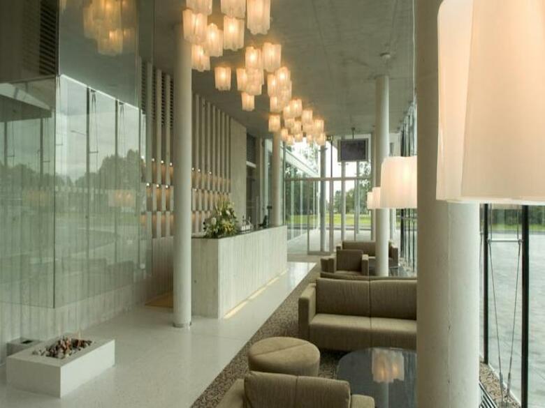 �lemiste Hotel