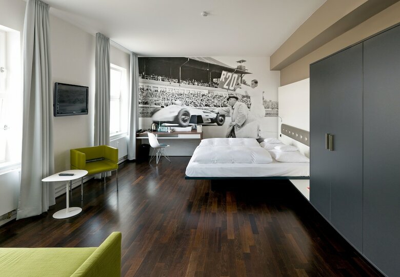 V8 Hotel Classic Motorworld Region Stuttgart