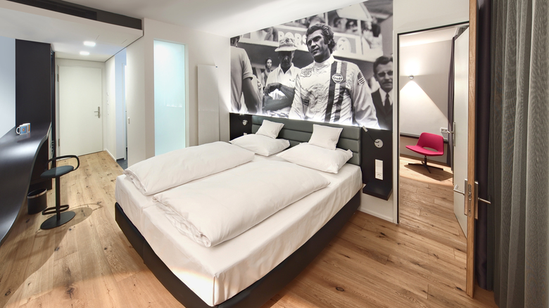 V8 Hotel Classic Motorworld Region Stuttgart