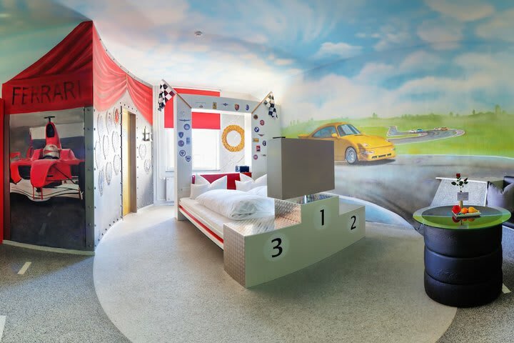 V8 Hotel Classic Motorworld Region Stuttgart
