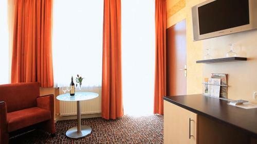 Adesso Hotel Astoria