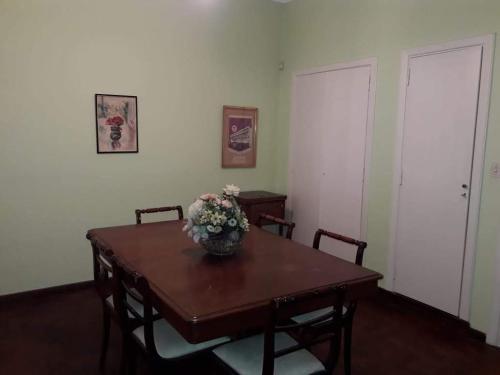 4280 Calle 8