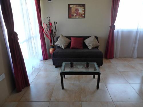 Lodge Complejo "la Roca" - Caba�a Y Hospedaje