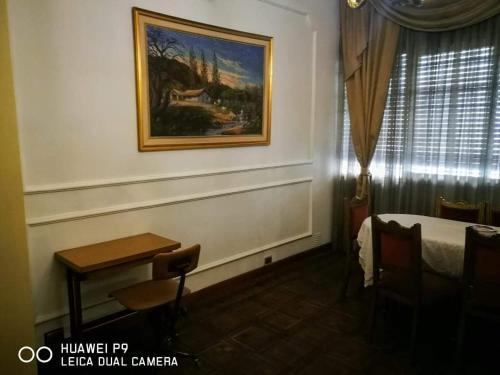 Apartamento Depto. C�ntrico, Lujoso de 2 Dormitorios Con Cochera.