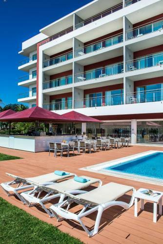 Areias Village Beach Suite Hotel