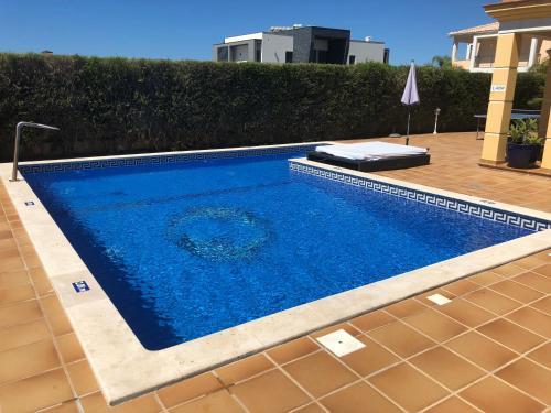 Villa Carisa Suites