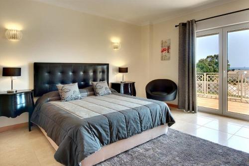 Villa Carisa Suites
