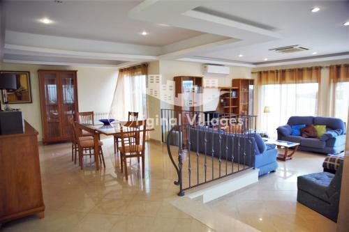 V5 Villa Aigle
