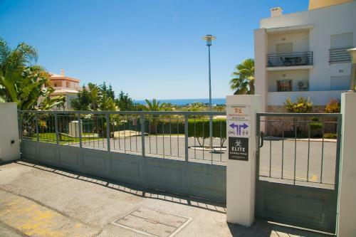 Spacious T1 Apartment With Sea Wiev