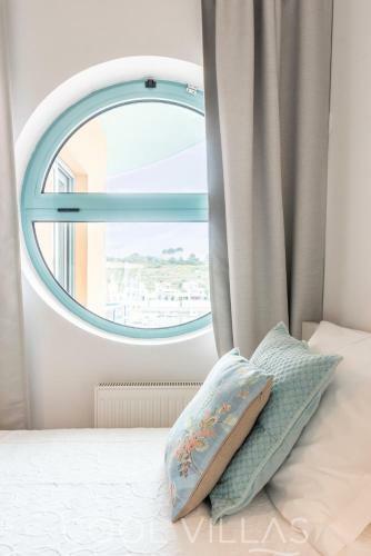 Marina Water View Apartment By Cool Villas