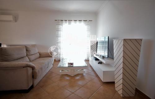 V4 Villa Louren�o