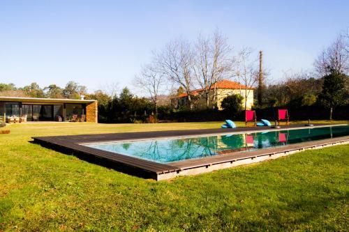 Liiiving In Caminha | Lawny Pool House