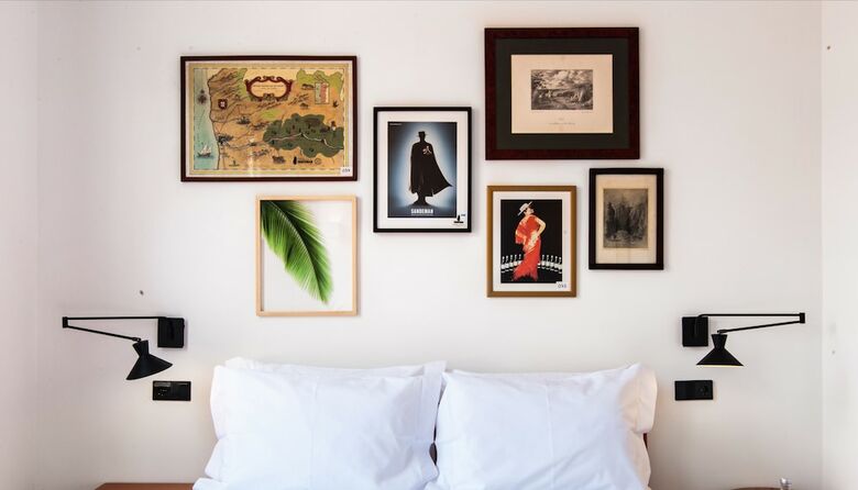 The House Of Sandeman - Hostel & Suites