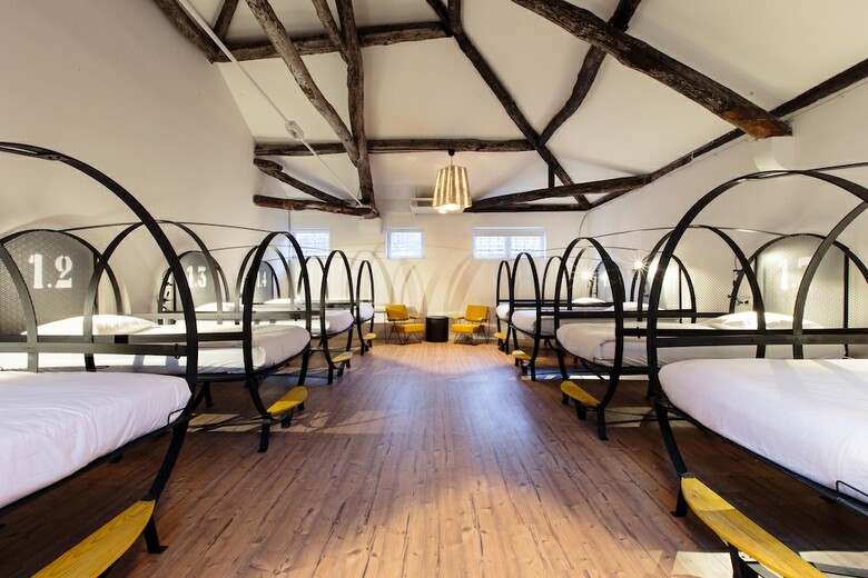 The House Of Sandeman - Hostel & Suites