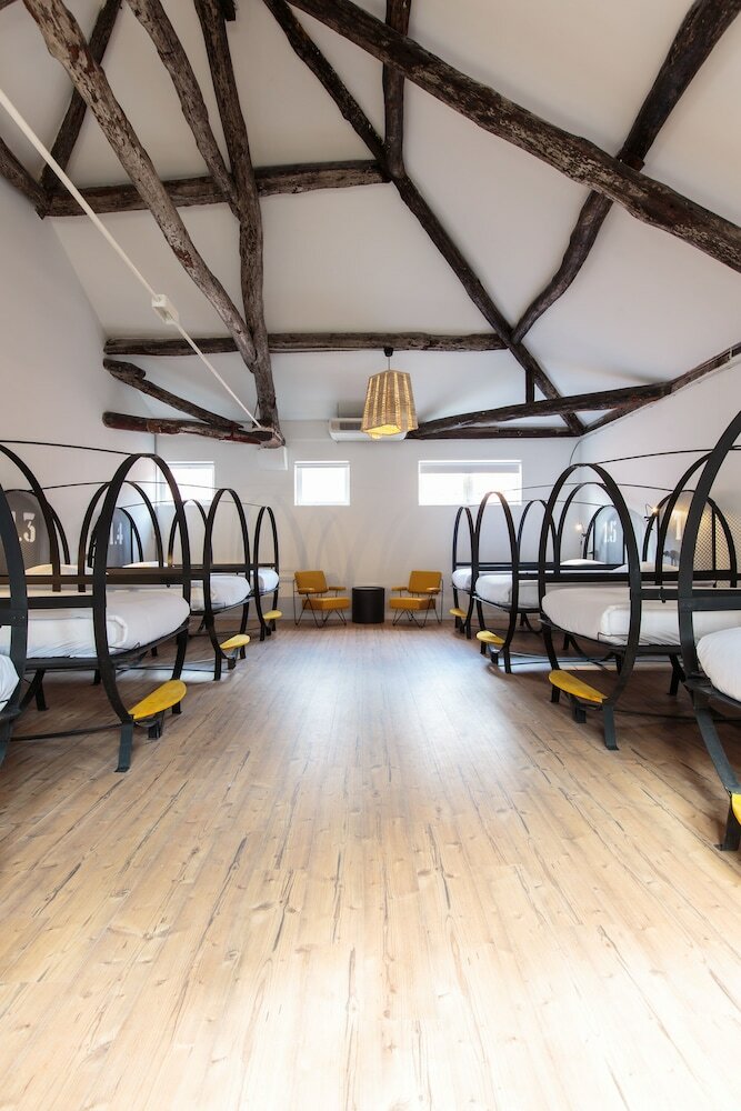 The House Of Sandeman - Hostel & Suites