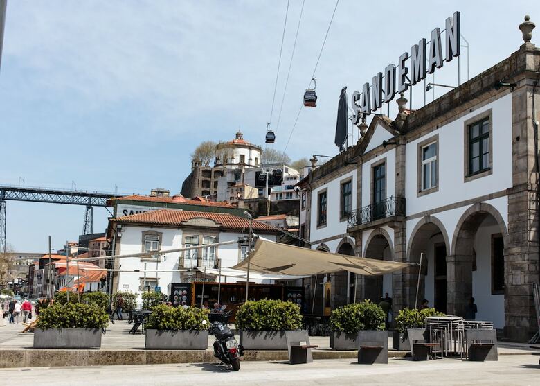 The House Of Sandeman - Hostel & Suites