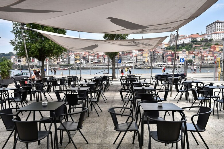 The House Of Sandeman - Hostel & Suites