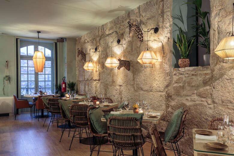 The House Of Sandeman - Hostel & Suites