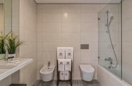 296 Heritage Apartments