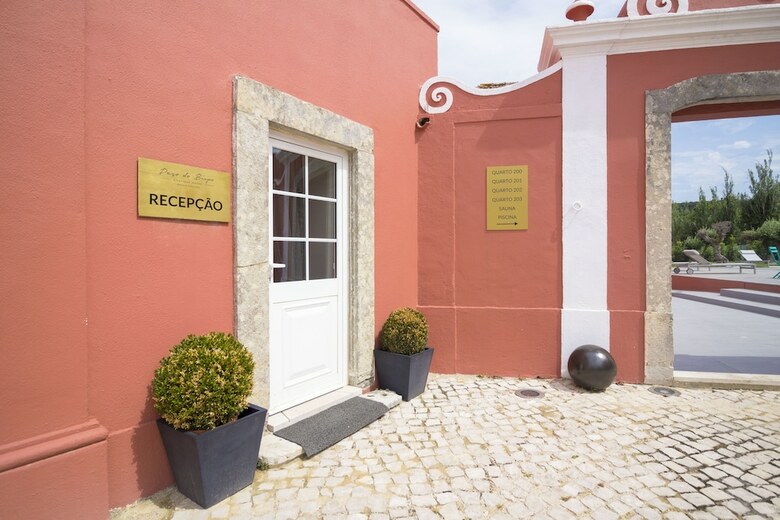 Bed & Breakfast Pa�o Do Bispo Boutique House