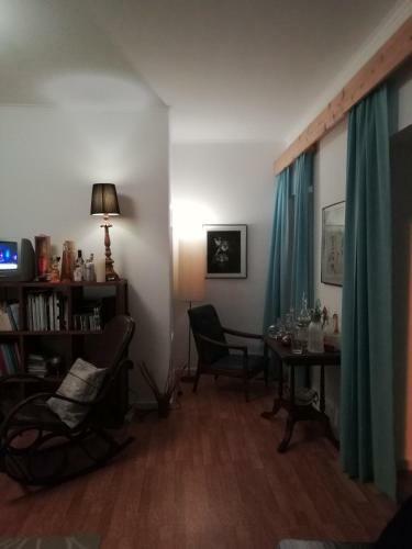Marina Lounge Home