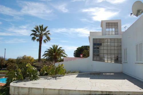 Casa Da Luz House