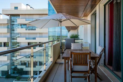 Apartamento Aquamar Marina 403 By Vilamourasun