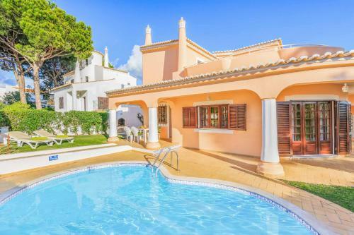 Villa Ponderosa