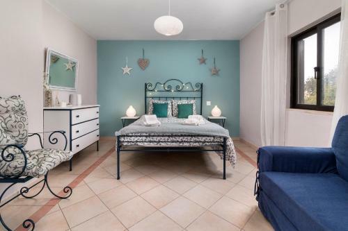 Sunmoon House