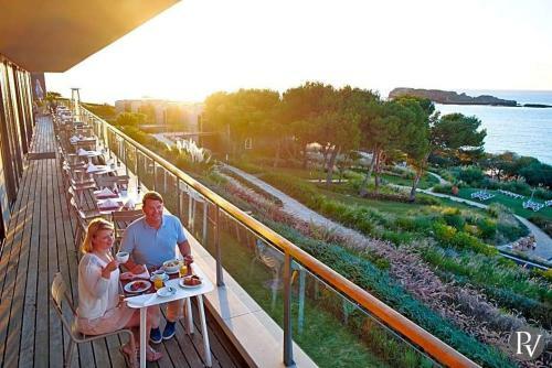 Sagres Villa Sleeps 2 Pool Air Con Wifi