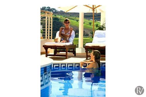 Salema Villa Sleeps 4