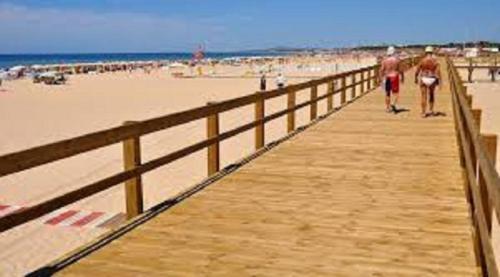 Apartamento Cousy House - 275 Mt From Monte Gordo Beach