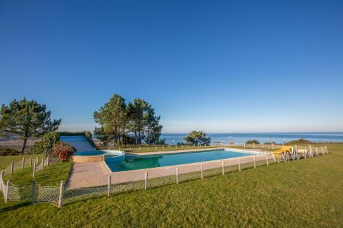 Your Nest In Nazar� - Ocean View Villa