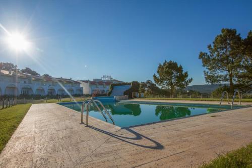 Your Nest In Nazar� - Ocean View Villa