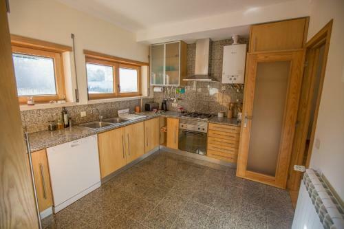 Your Nest In Nazar� - Ocean View Villa
