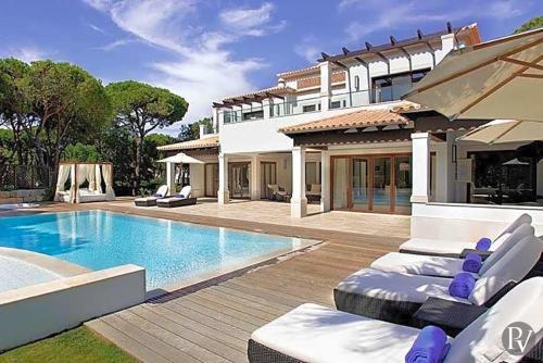 Olhos De Agua Villa Sleeps 8 Pool Air Con Wifi