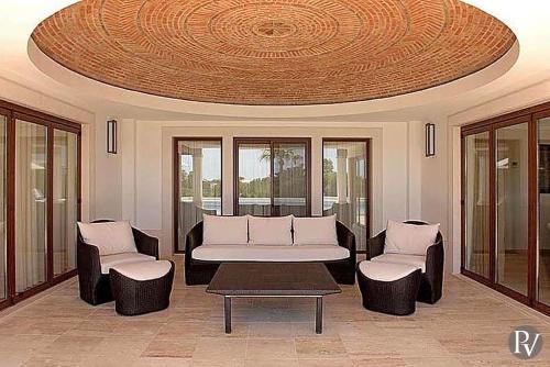 Olhos De Agua Villa Sleeps 8 Pool Air Con Wifi