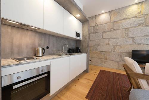 Lovelystay - Rico's Apartment - Almada 2� F