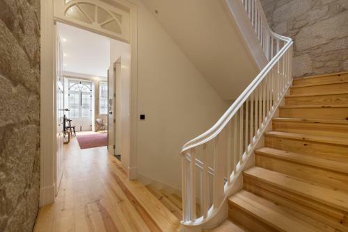 Lovelystay - Rico's Apartment - Almada 2� F