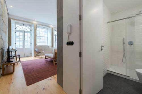 Lovelystay - Rico's Apartment - Almada 2� F