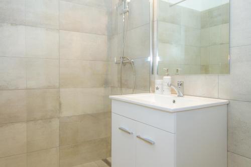 Liiiving In Porto | Downtown Delight Apartments