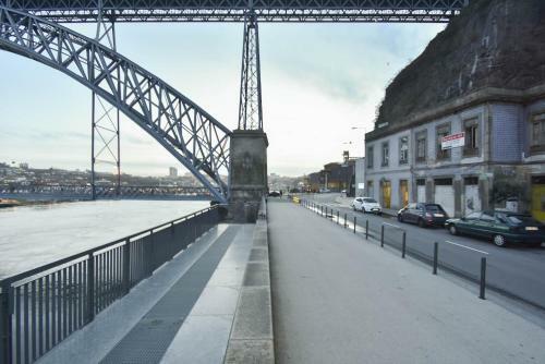 Guindais Oporto House