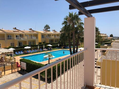 Pera Heights