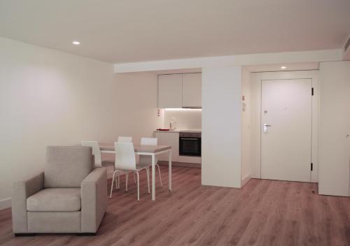 Cam�es Apartments