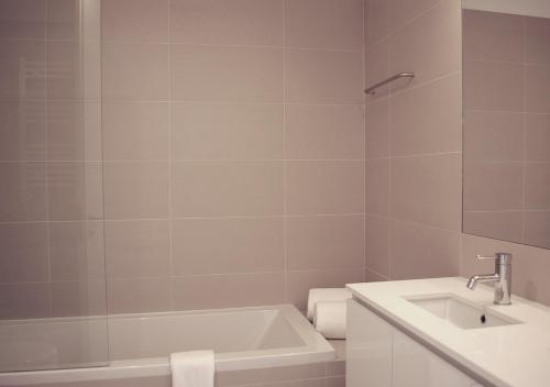 Cam�es Apartments