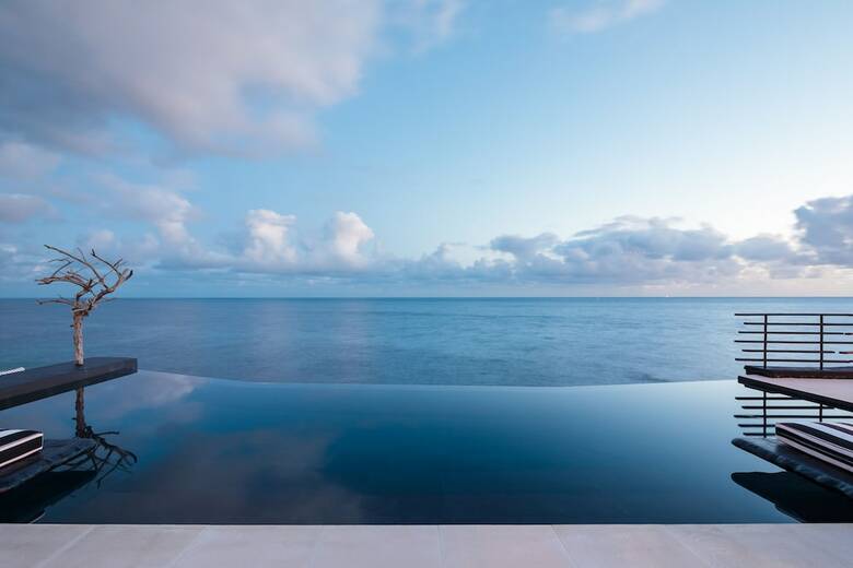 Hotel White Exclusive Suites & Villas