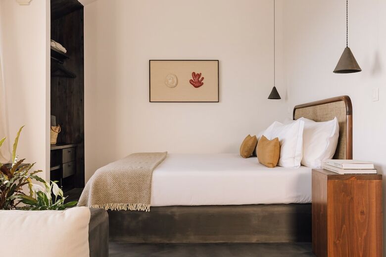 Hotel White Exclusive Suites & Villas