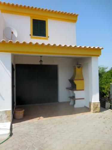 Quinta De S�o Jo�o - By Portugalferias