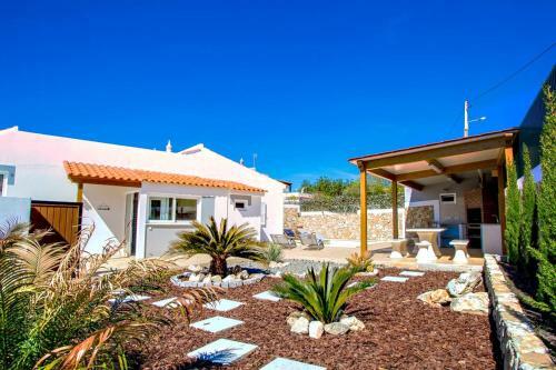 Villa Benagil By Galantevasques
