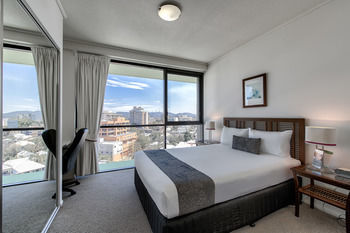 Hotel Quest Spring Hill Serviced Apt